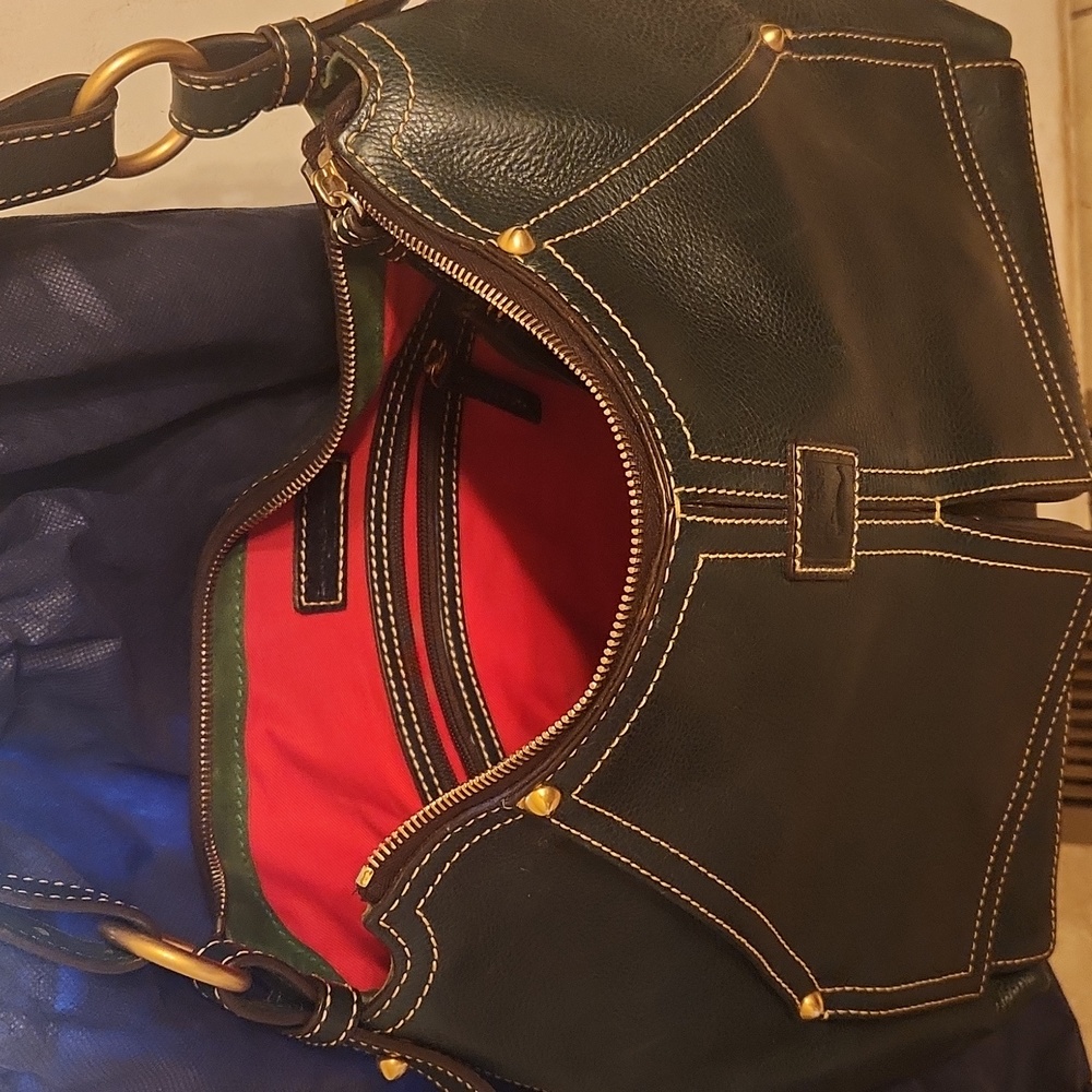Dooney Bourke